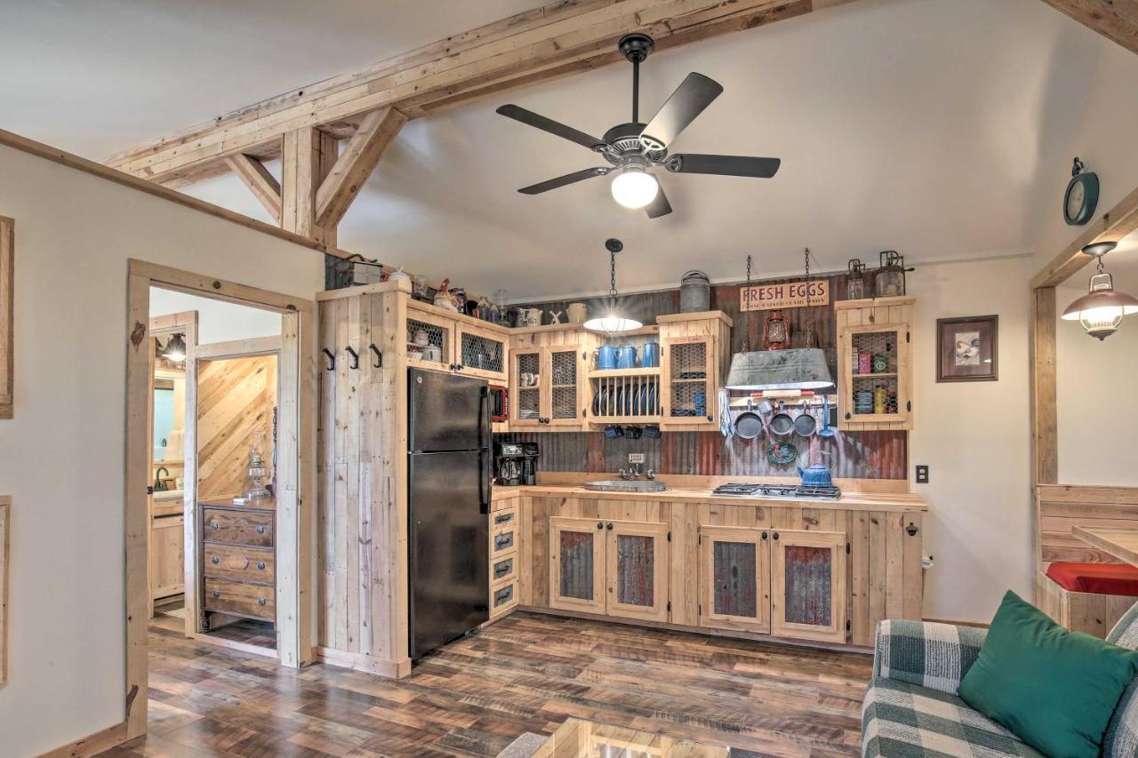 Kerrville Converted Barn Tiny Home With Kayaks! Екстериор снимка