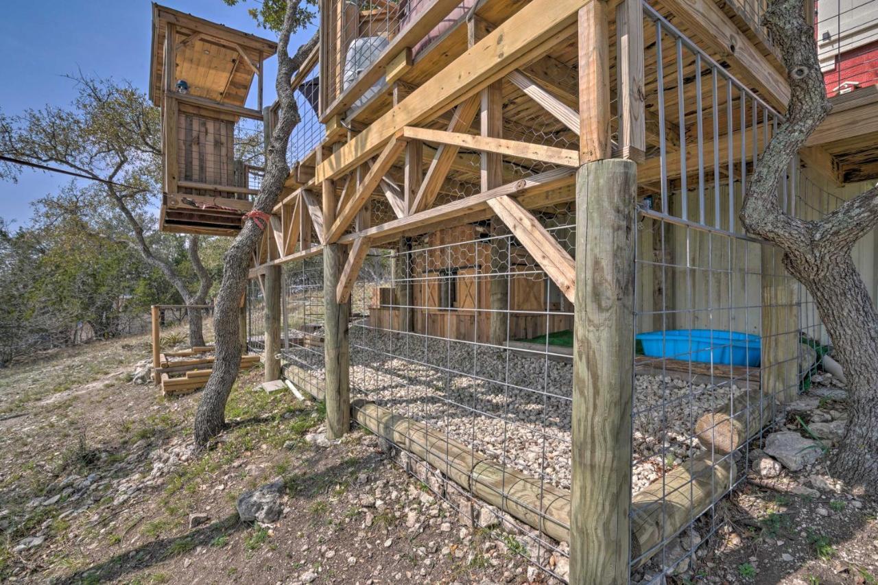 Kerrville Converted Barn Tiny Home With Kayaks! Екстериор снимка